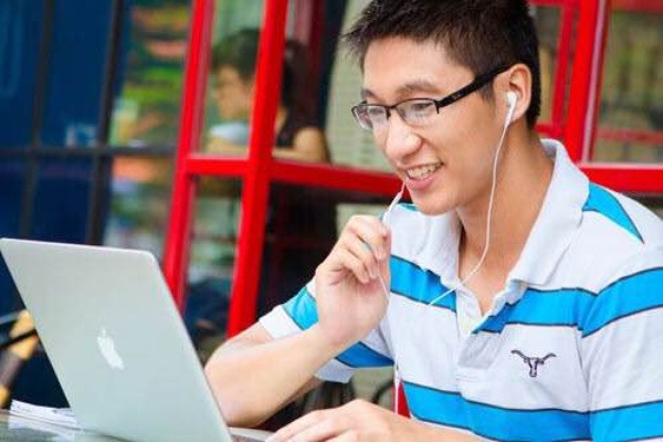 Một số sai lầm do sự chủ quan của sinh viên học trực tuyến