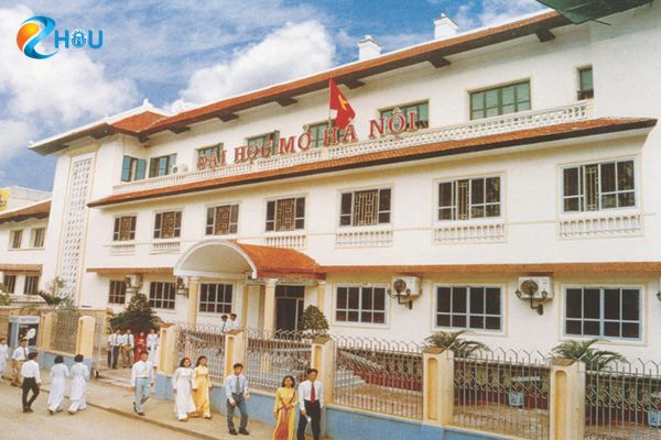 cac truong dai hoc tu xa uy tin