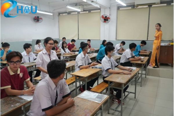 dai hoc ngoai ngu va tin hoc