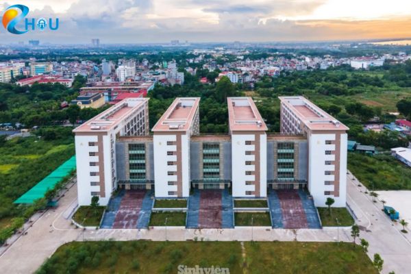hoc vien tai chinh