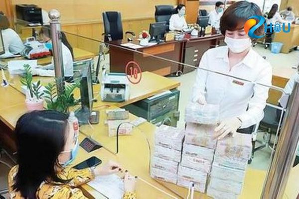 lam ngan hang co giau khong