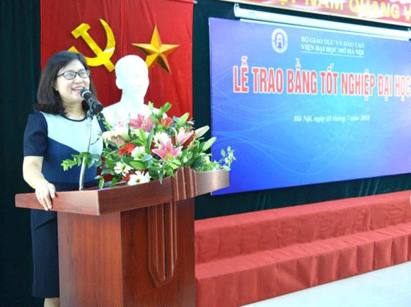 Bang-tot-nghiep-he-dao-tao-tu-xa