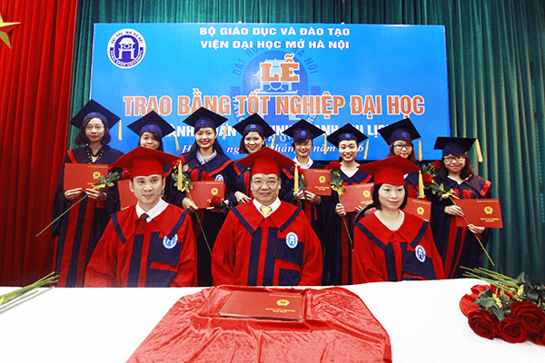 hoc-nganh-cong-nghe-thong-tin-can-nhung-to-chat-gi