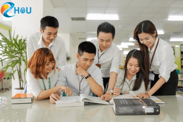 vai tro cua nganh tai chinh ngan hang